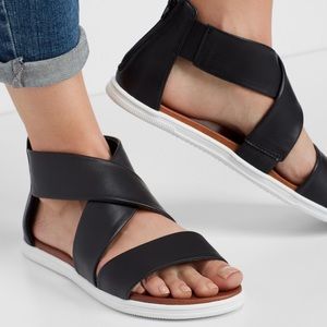 NWOT Deana MIA Black Sandal: Never Been Worn